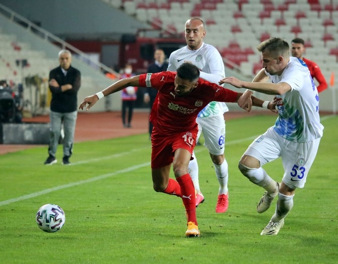 Demir Grup Sivasspor - Çaykur Rizespor Maçı Fotoğrafları 72