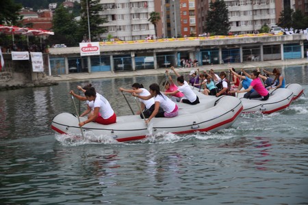 100 Bin Kişi Bu Şenlikleri İzledi – 4 104