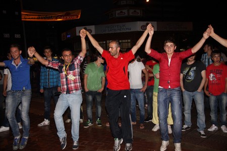 100 Bin Kişi Bu Şenlikleri İzledi – 4 129