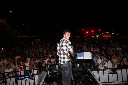 100 Bin Kişi Bu Şenlikleri İzledi – 4 156