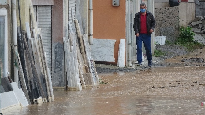 Trabzon'da şiddetli yağış 11