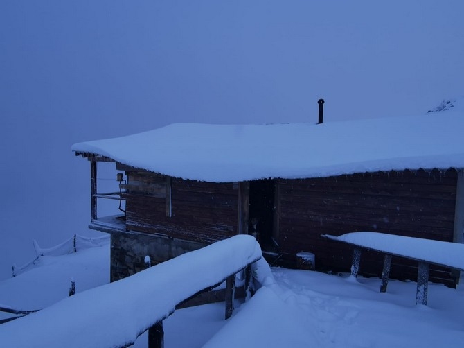 Kaçkar Dağları'ndaki Yaylalara Kar Yağdı 8