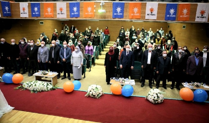 AK Parti Rize'de İlçe Kadın Kolları 6. Olağan ilçe kongrelerini tam 24