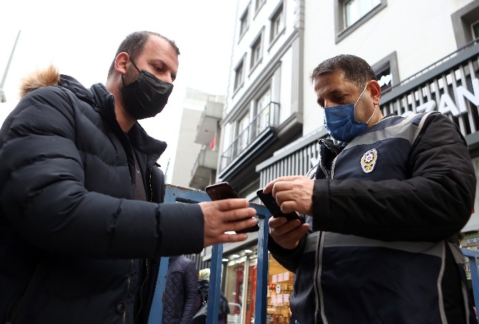 Trabzon'da yoğun yerlerde vatandaşa HES kodu sorulmaya başlandı 5