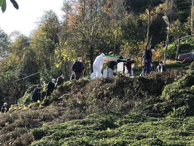 Rize'de aynı aileden 5 kişi, bir ay içinde Kovid-19 nedeniyle hayat 2