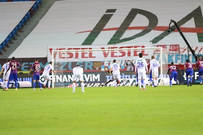 Trabzonspor - Çaykur Rizespor Maç Fotoğrafları 42