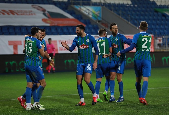Çaykur Rizespor - Frapot TAV Antalyaspor Maçı Fotoğrafları 34