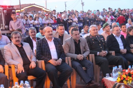 100 Bin Kişi Bu Şenlikleri İzledi – 10 105