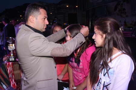 100 Bin Kişi Bu Şenlikleri İzledi – 10 107