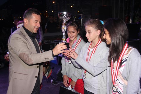 100 Bin Kişi Bu Şenlikleri İzledi – 10 115