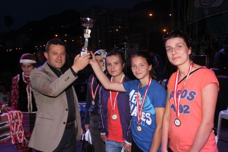 100 Bin Kişi Bu Şenlikleri İzledi – 10 121