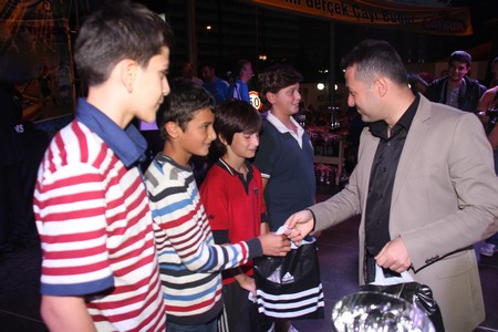 100 Bin Kişi Bu Şenlikleri İzledi – 10 129