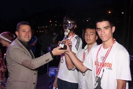 100 Bin Kişi Bu Şenlikleri İzledi – 10 134