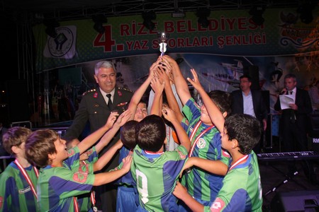 100 Bin Kişi Bu Şenlikleri İzledi – 10 149