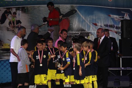 100 Bin Kişi Bu Şenlikleri İzledi – 10 151