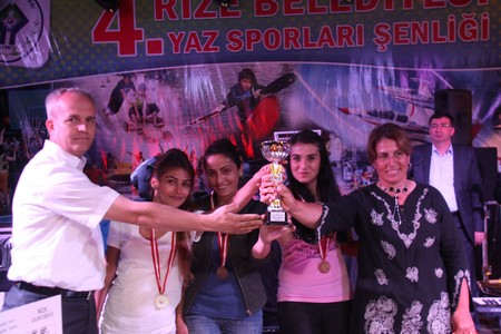 100 Bin Kişi Bu Şenlikleri İzledi – 10 167