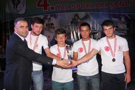 100 Bin Kişi Bu Şenlikleri İzledi – 10 174