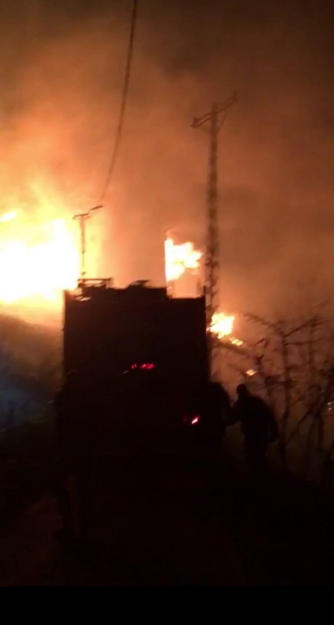 Araklı'daki yangın 6 saatte kontrol altına alındı 25