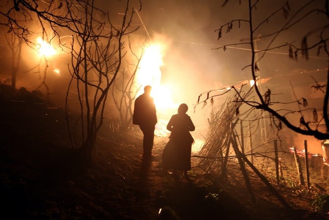 Araklı'daki yangın 6 saatte kontrol altına alındı 3