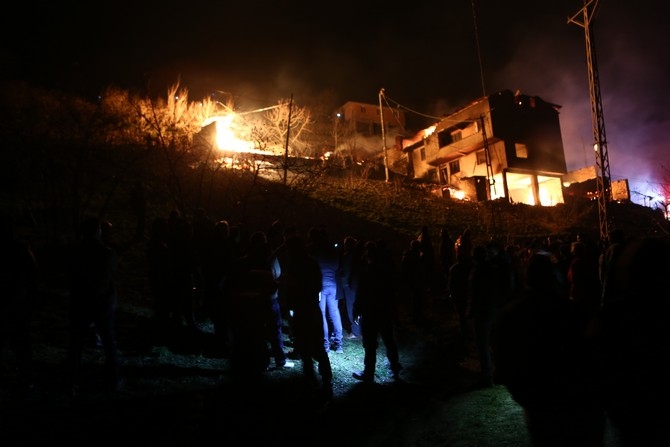 Araklı'daki yangın 6 saatte kontrol altına alındı 5