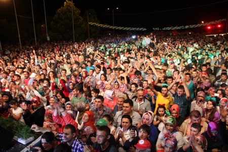 100 Bin Kişi Bu Şenlikleri İzledi – 11 58