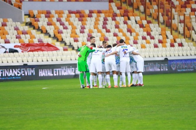 Yeni Malatyaspor-Çaykur Rizespor Maçından Kareler 5