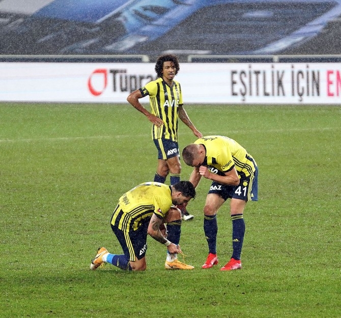 Fenerbahçe - Çaykur Rizespor Maçından Kareler 29