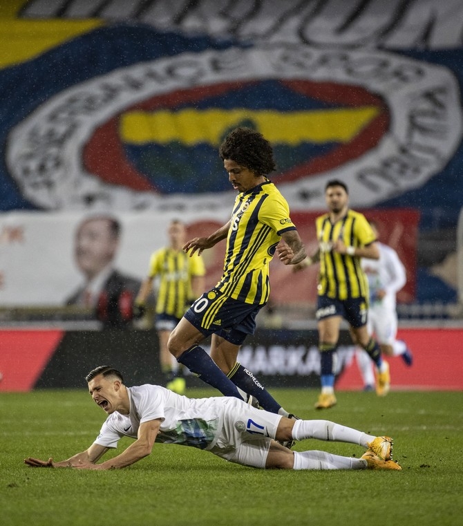 Fenerbahçe - Çaykur Rizespor Maçından Kareler 6