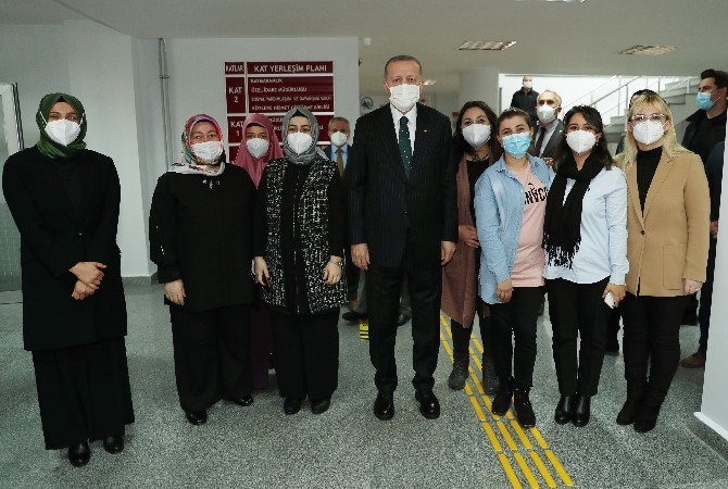 Cumhurbaşkanı Erdoğan, Güneysu Belediyesi’ni ziyaret etti 17