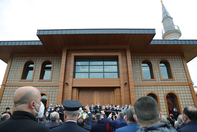 Cumhurbaşkanı Erdoğan, RTEÜ'de Cami Açılışını Gerçekleştirdi 7