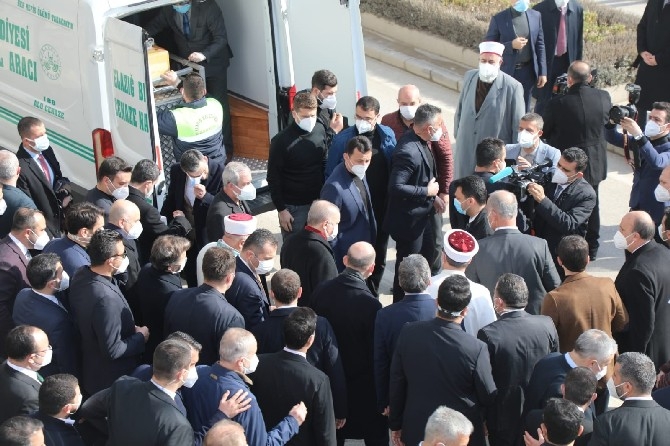 Cumhurbaşkanı Erdoğan, Hafız Nazırlı'nın cenaze namazına katıldı 17