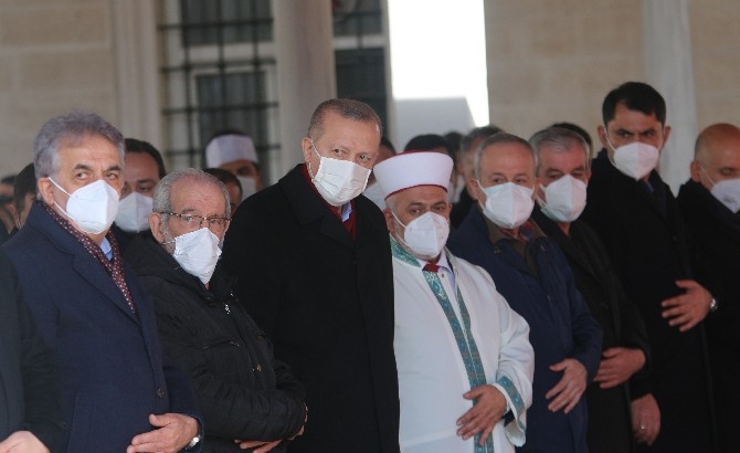 Cumhurbaşkanı Erdoğan, Hafız Nazırlı'nın cenaze namazına katıldı 5