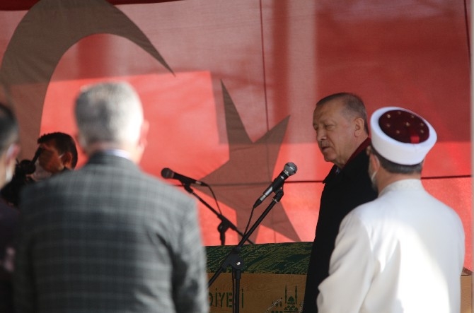 Cumhurbaşkanı Erdoğan, Hafız Nazırlı'nın cenaze namazına katıldı 7