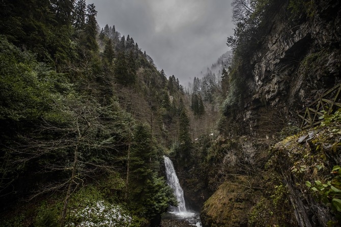 Kaçkar Dağları'nda sis ve kar yağışı 14