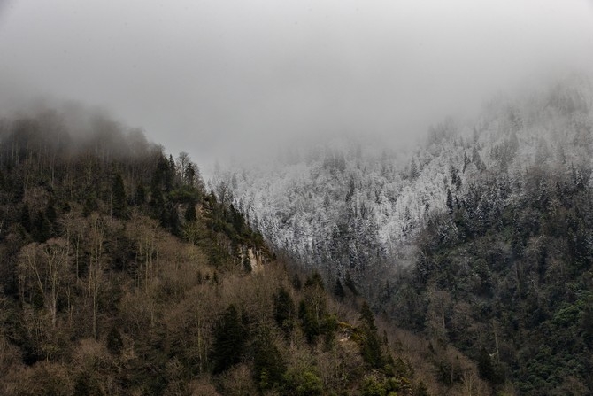 Kaçkar Dağları'nda sis ve kar yağışı 20