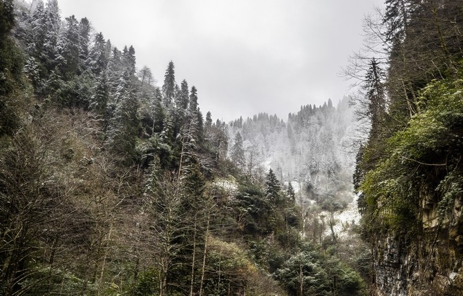 Kaçkar Dağları'nda sis ve kar yağışı 8