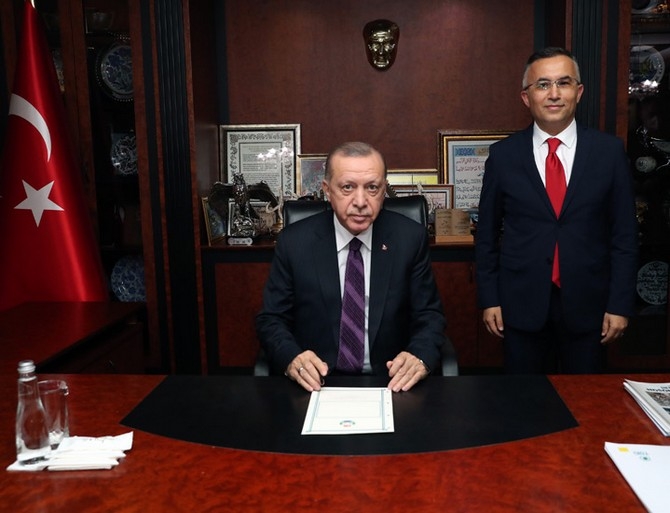 Cumhurbaşkanı Erdoğan Rize Valiliği ile Belediyeyi Ziyaret Etti 1