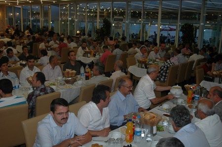 RİSİAD İftar Yemeği Verdi 4