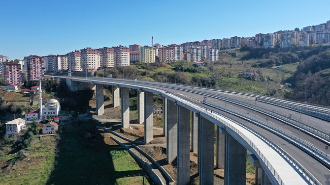 Karadeniz Sahil Yolu'nun Trabzon geçişinde trafiği rahatlatacak pro 3
