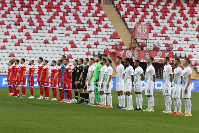 Fraport TAV Antalyaspor - Çaykur Rizespor Maçından Kareler 1