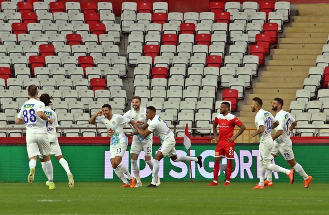 Fraport TAV Antalyaspor - Çaykur Rizespor Maçından Kareler 13