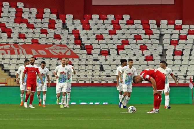 Fraport TAV Antalyaspor - Çaykur Rizespor Maçından Kareler 14