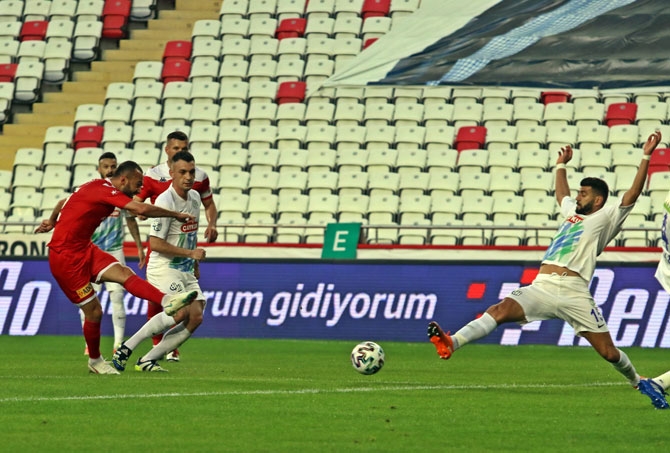 Fraport TAV Antalyaspor - Çaykur Rizespor Maçından Kareler 18