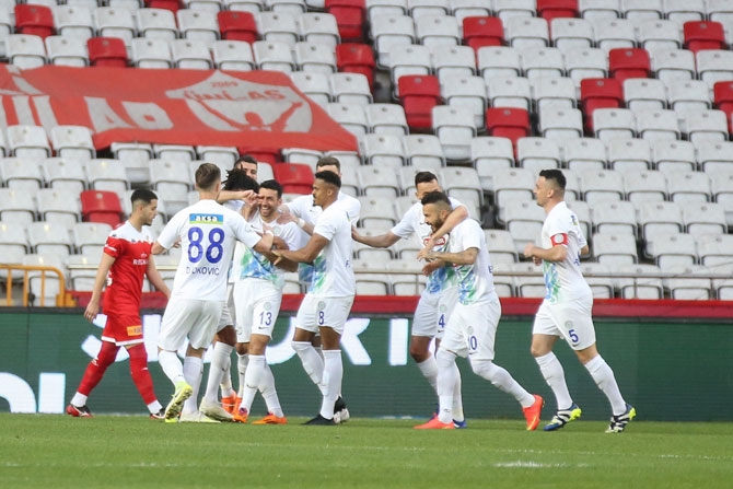 Fraport TAV Antalyaspor - Çaykur Rizespor Maçından Kareler 3