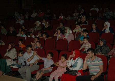 2 Ayrı Program 2 Ayrı Coşku 11