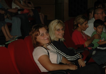 2 Ayrı Program 2 Ayrı Coşku 15