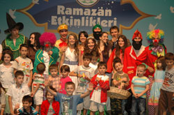 2 Ayrı Program 2 Ayrı Coşku