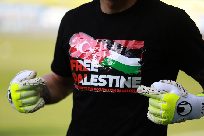 Çaykur Rizespor Yönetimi ve Futbolcularından Filistin’e Destek Mesajı 5