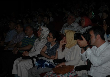 Rize'de İbrahim Sadri Fırtınası Esti 11