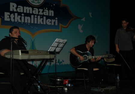 Rize'de İbrahim Sadri Fırtınası Esti 24